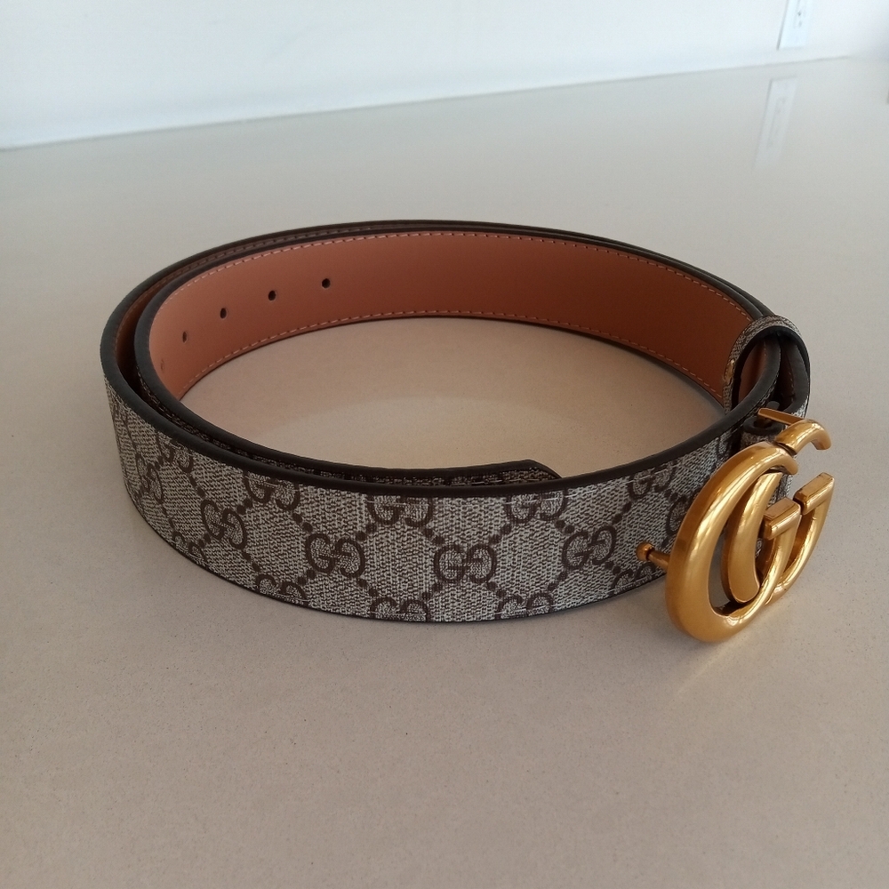 Gucci Monogram Maramont Gold Buckle Beige GG Belt - Picture 2 of 5